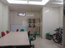 Chính chủ cho thuê nhà tầng 1 làm công ty văn phòng diện tích 80m2