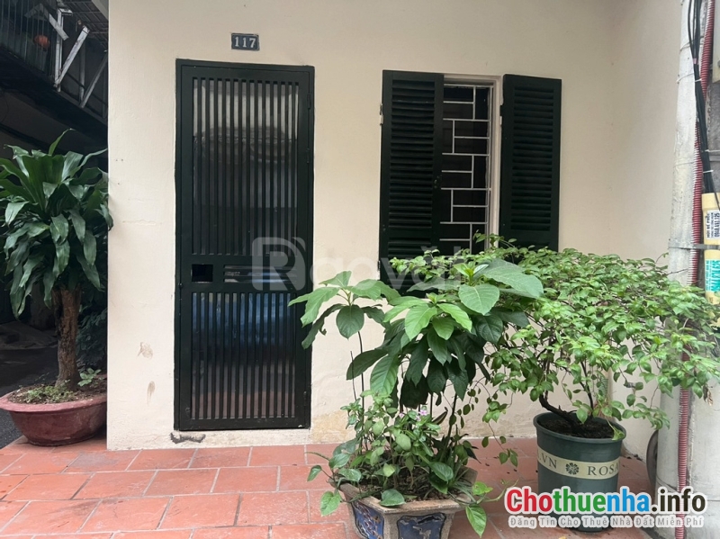 Cho thuê căn hộ gần chợ Nhà Xanh Quận Cầu Giấy, Hà Nội