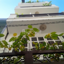 Cho thuê nhà nguyên căn 3 lầu