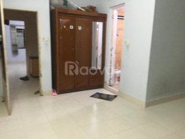 Cho thuê phòng lầu 1 trong nhà biệt thự mini 30m2 Gò Vấp