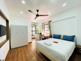 Studio mới, đẹp, 2 cửa sổ thông thoáng, gần chợ Bến Thành Q1