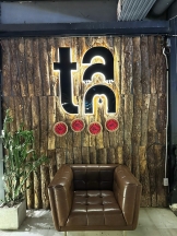 Cần sang nhượng Quán Rooftop Bar được đầu tư tâm huyết; đã hoạt động hơn 2 năm.