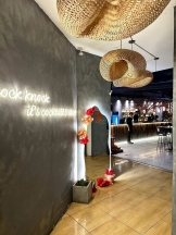 Cần sang nhượng Quán Rooftop Bar được đầu tư tâm huyết; đã hoạt động hơn 2 năm.