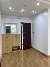 Chính chủ cần cho thuê căn hộ penthouse DT 80m2 tầng 8 tại số 95 ngõ 141 Trích Sài- full nội thất view Hồ Tây