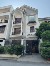 Cho thuê căn biệt thự đường 23, Hiệp Bình Chánh, nhà xây 1 trệt 2 lầu, sân thượng. DT 8x15