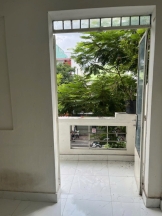 Cho Thuê Căn Hộ Lầu 2 mặt tiền Lê Văn Sỹ P12- Q3 - TPHCM