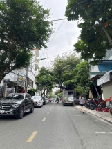 CHO THUÊ MẶT BẰNG KINH DOANH – LÊ ĐẠI HÀNH, NHA TRANG - Diện tích sử dụng ~ 400m²  Ngang 9m - lh : 0905.724.084 Ngoc Bich Land