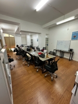 Cho thuê ngôi nhà mặt phố Hoàng Sâm, Cầu Giấy. DT 47m2 , MT 5m, 9 triệu/tháng. LH: 0916109086