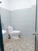 CHO THUÊ NHÀ 2 TẦNG KINH DOANH MẶT TIỀN ĐƯỜNG NGUYỄN TẤT THÀNH
