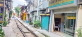 Cho thuê nhà 2 tầng, wc khép kín tại số 4 ngõ 29C, Phố Nguyễn Thái Học, Phường Cửa Nam, Quận Hoàn Kiếm, Hà Nội. Cạnh đường tàu