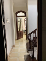 Cho thuê nhà mặt ngõ Thái Hà, 50m2 x 4 tầng, mặt tiền 4.1m, 25tr/tháng, vỉa hè, ô tô tránh