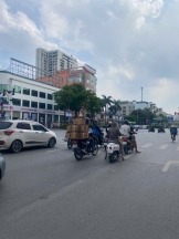 cho thue nha mat pho hue 200m x 3t