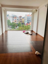 Cho thuê nhà mặt phố Vũ Tông Phan, 4 tầng × 40m² × mặt tiền 5m, khu vực hiếm nhà cho thuê, nhận nhà ngay.