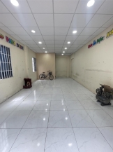 cho thue nha mat tien canh nga tu cho p8   duong binh gia tpvt