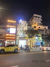 ► Cho thuê nhà mặt tiền - vị trí đẹp, trung tâm Quận 3