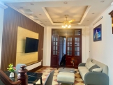 Cho thuê nhà ngõ 154 phố Đội Cấn Ba Đình 45m 5 tâng mặt tiền 4m