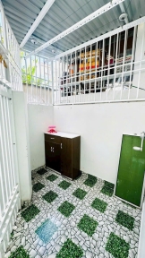 CHO THUÊ NHÀ NGUYÊN CĂN 2 TẦNG HẺM THÁP BÀ GẦN BIỂN