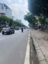 cho thue nha nguyen van cu   long bien 60m x 12tr kinh doanh moi loai hinh