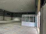 Cho thuê nhà xưởng 550m2 tại Nguyễn Ảnh Thủ - Q12. Xe container đỗ cửa