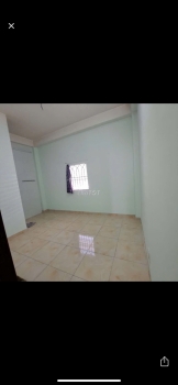 Cho thuê phòng trọ Q10, giá 2tr6, vào ở luôn:
