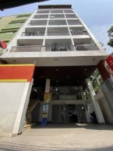 Cho thuê toà nhà 8,5 tầng ngỏ 95 trần thái tông: 140m2 mt 7.8m. Giá 159 tr/ tháng