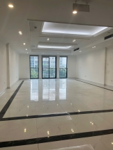 Cho thuê toà nhà 8,5 tầng Nguyễn Quốc Trị 100m2 mt 6,5m. Giá 119 tr/ tháng