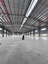 cho thuê xưởng gần 2800m2 , cho thuê 1 hay 2 xưởng đều ok