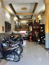 NHÀ CẦN CHO THUÊ Tại 16 Lê Tuấn Mậu, phường 13, quận 6, HCM cho thuê 1/2 nhà có 2 mặt tiền