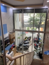 Nhà đẹp cho thuê số 2 Đặng Văn Ngữ, P. 10 Phú Nhuận. Diện tích 4x19 trệt lửng 3 lầu, Giá 43 triệu
