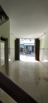 NHÀ NGUYÊN CĂN 1 TRỆT-2 LẦU, MẶT TIỀN RỘNG THOÁNG CÓ THỂ Ở HOẶC KINH DOANH