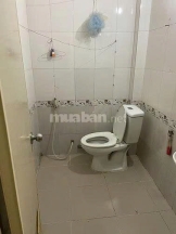 Phòng trọ cho thuê tại trung tâm quận 10 , dt 35m2, có gác lửng, thuận tiện đi làm đi học