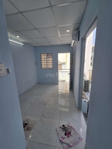 Phòng trọ kiểu cc mini Q.4 có ban công, chỉ hơn 3Tr/tháng,rộng rãi, sạch sẽ.
