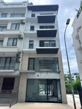 shophouse goc 600m  tai ciputra   don dau dong khach khi vietinbank tower tai khoi dong
