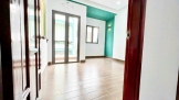 Thuê nguyên căn hẻm xe hơi Q10- Ngang hơn 4m, mới tinh 4 tầng suốt: 20 Triệu. Mr Vũ: 0933910039